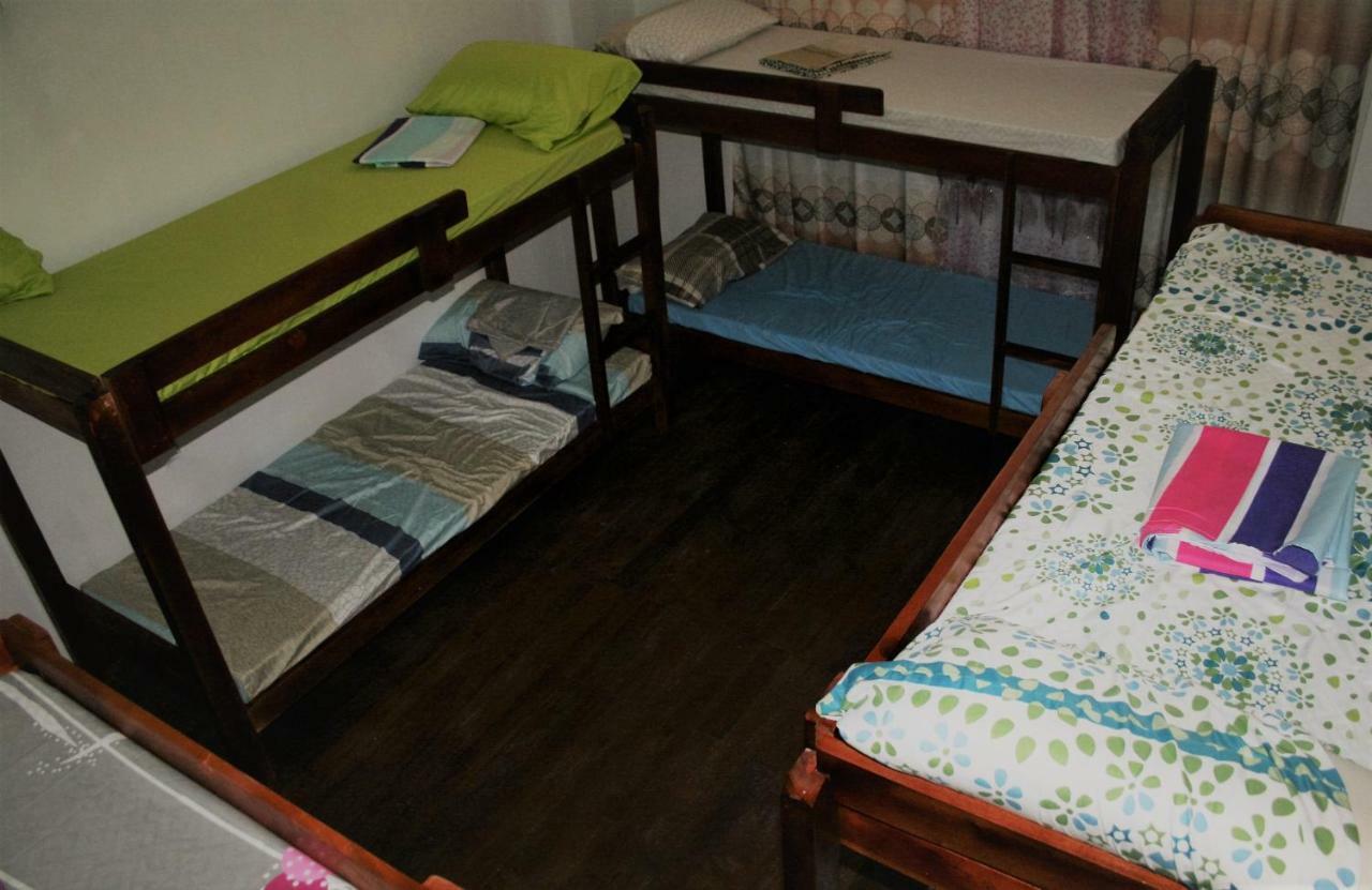 8Th Street Guesthouse Cebu Bagian luar foto